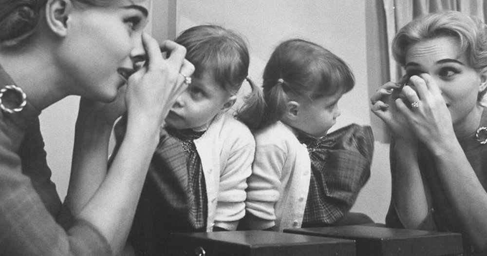 Mother Knows Best – Beauty Secrets From Mothers Across The Globe Mother Knows Best – Beauty Secrets From Mothers Across The Globe